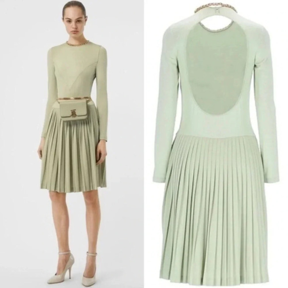 Burberry Open Back Chain Stretch Crepe Dress B636